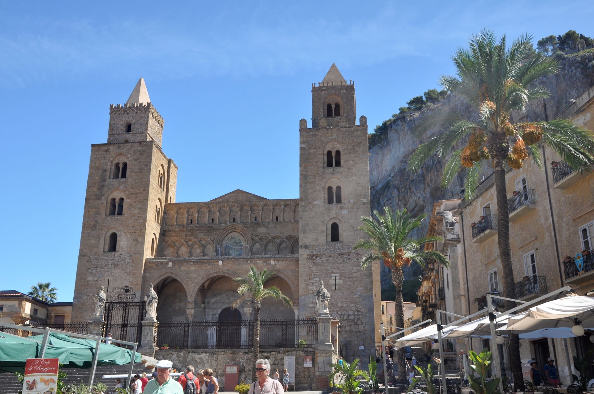 Cefalù (Photo license: CC BY 2.0)